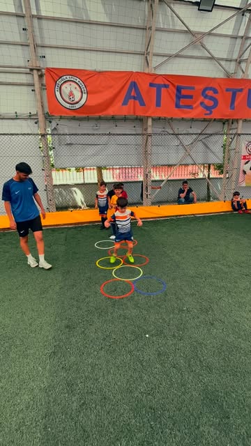 Ateştuğla Futbol Okulu antrenman ve öğrenci karesi 2